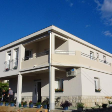 Apartments Cubela Beautiful Garden Trogir Dış mekan fotoğraf
